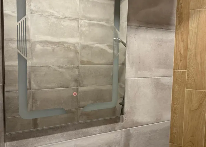 By The River 普罗夫迪夫